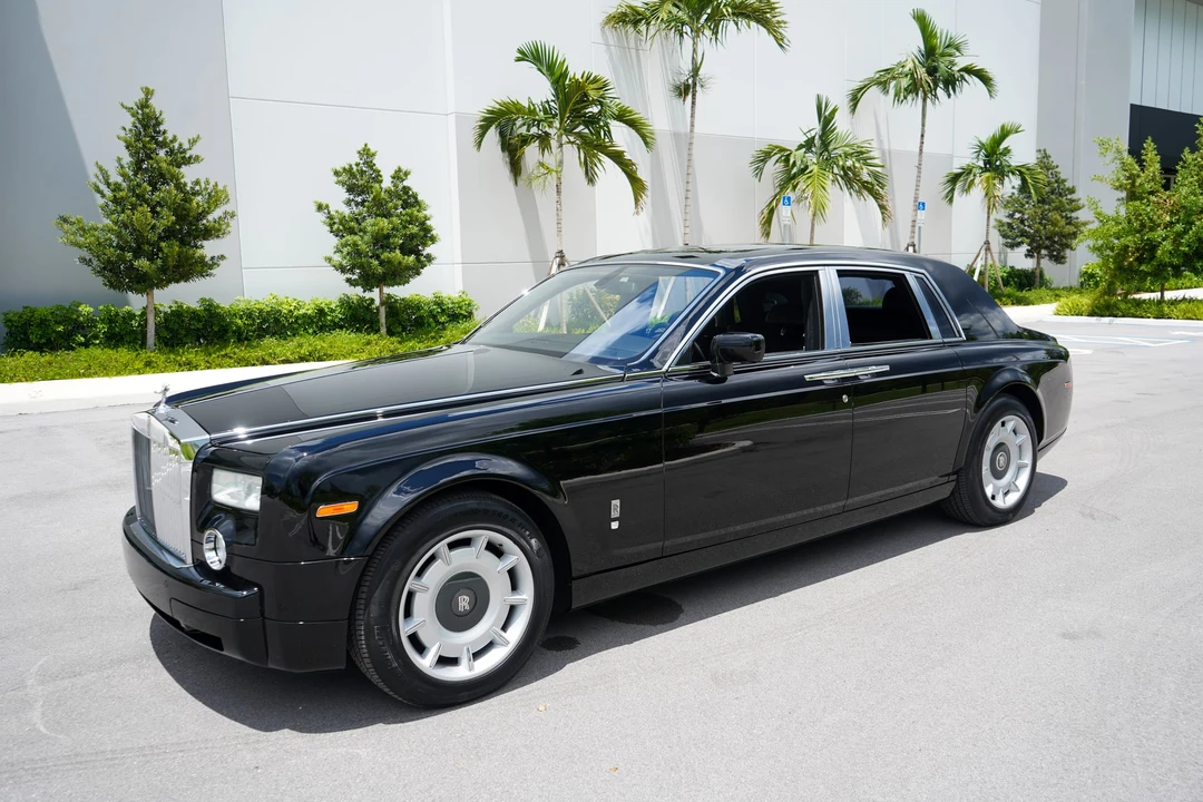 2004 Rolls-Royce Phantom VII - Image 13 of 31