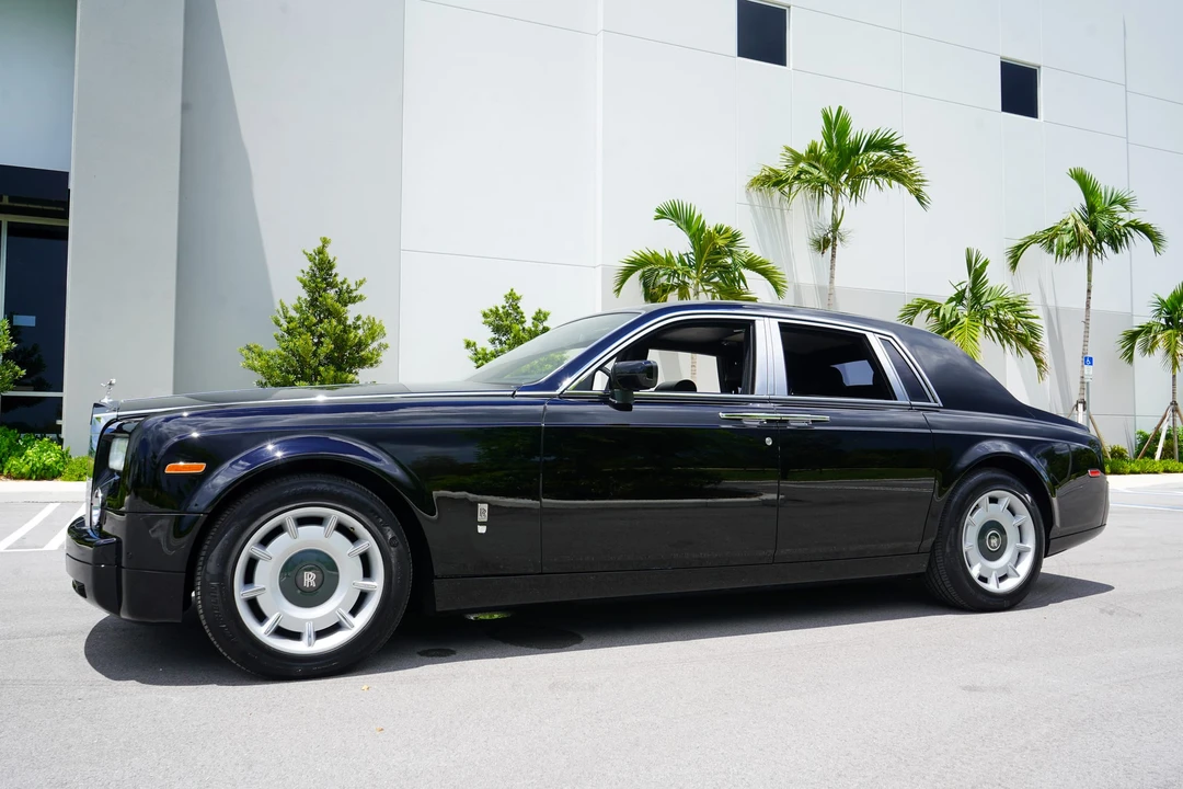 2004 Rolls-Royce Phantom VII - Image 14 of 31