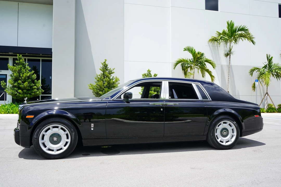 2004 Rolls-Royce Phantom VII - Image 16 of 31