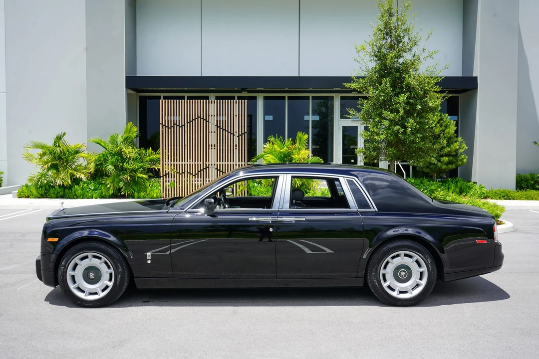2004 Rolls-Royce Phantom VII - Image 19 of 31