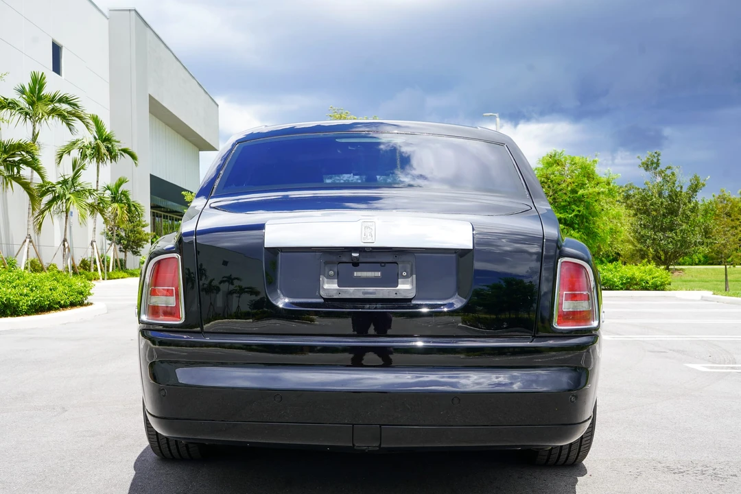 2004 Rolls-Royce Phantom VII - Image 25 of 31
