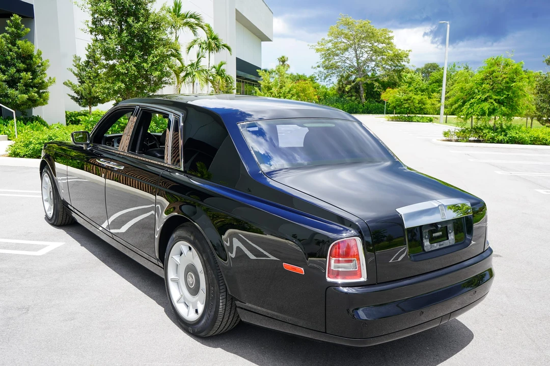 2004 Rolls-Royce Phantom VII - Image 27 of 31