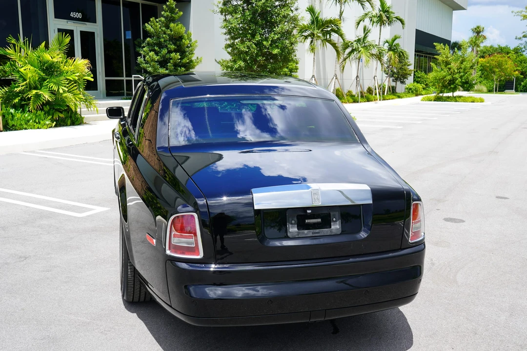2004 Rolls-Royce Phantom VII - Image 29 of 31