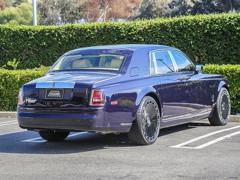 2004 Rolls-Royce Phantom VII - Image 5 of 21