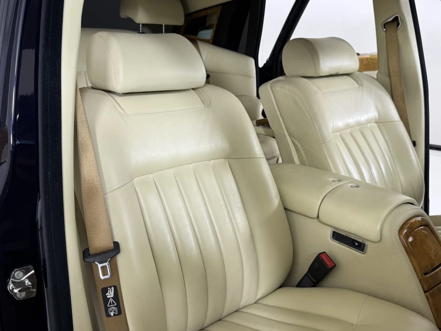 2004 Rolls-Royce Phantom VII - Image 19 of 27