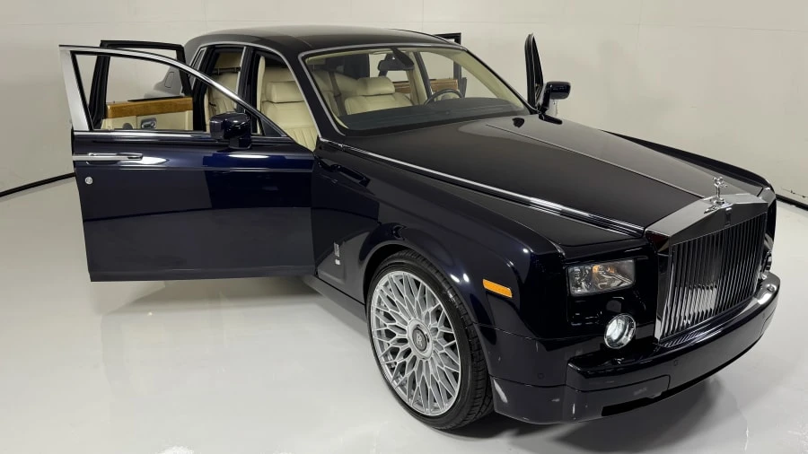 2004 Rolls-Royce Phantom VII - Image 7 of 27