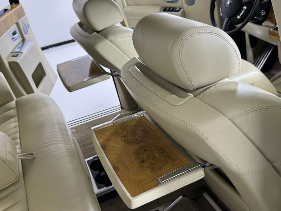 2004 Rolls-Royce Phantom VII - Image 18 of 27