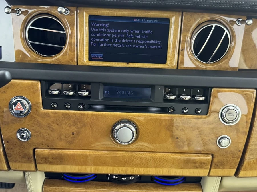 2004 Rolls-Royce Phantom VII - Image 21 of 27