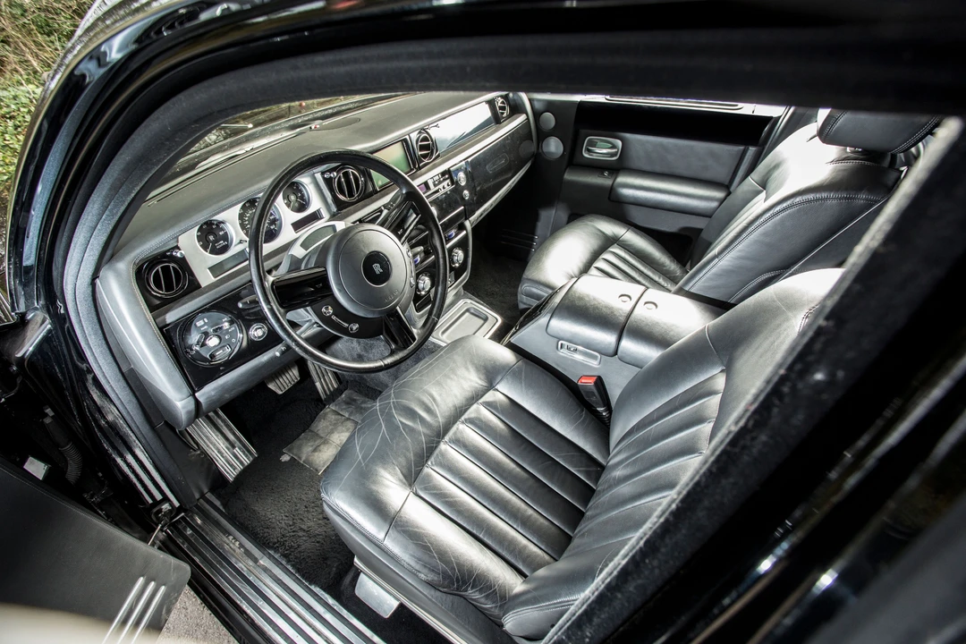 2004 Rolls-Royce Phantom VII - Image 9 of 12