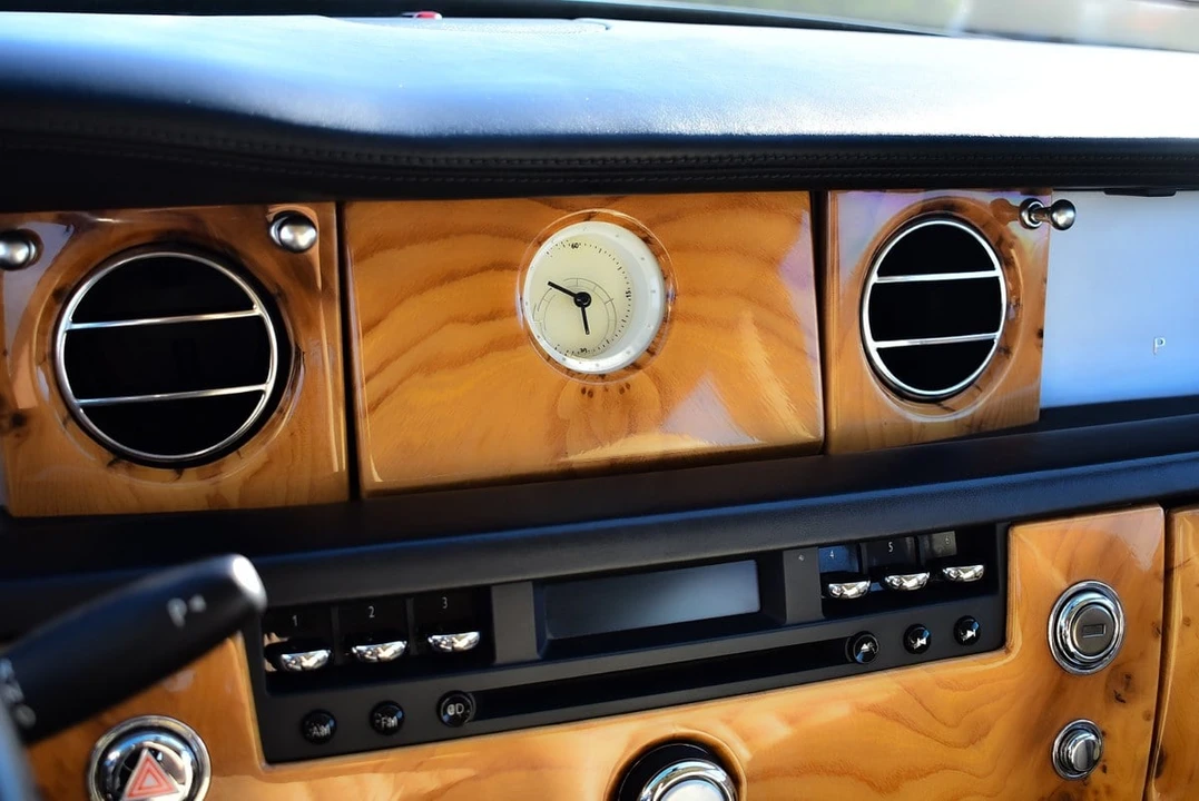 2004 Rolls-Royce Phantom VII - Image 24 of 30