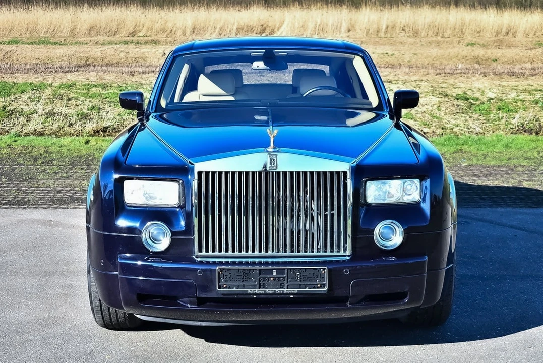 2004 Rolls-Royce Phantom VII - Image 3 of 30