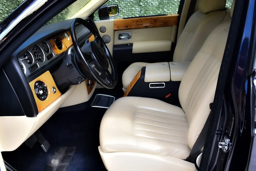 2004 Rolls-Royce Phantom VII - Image 31 of 31