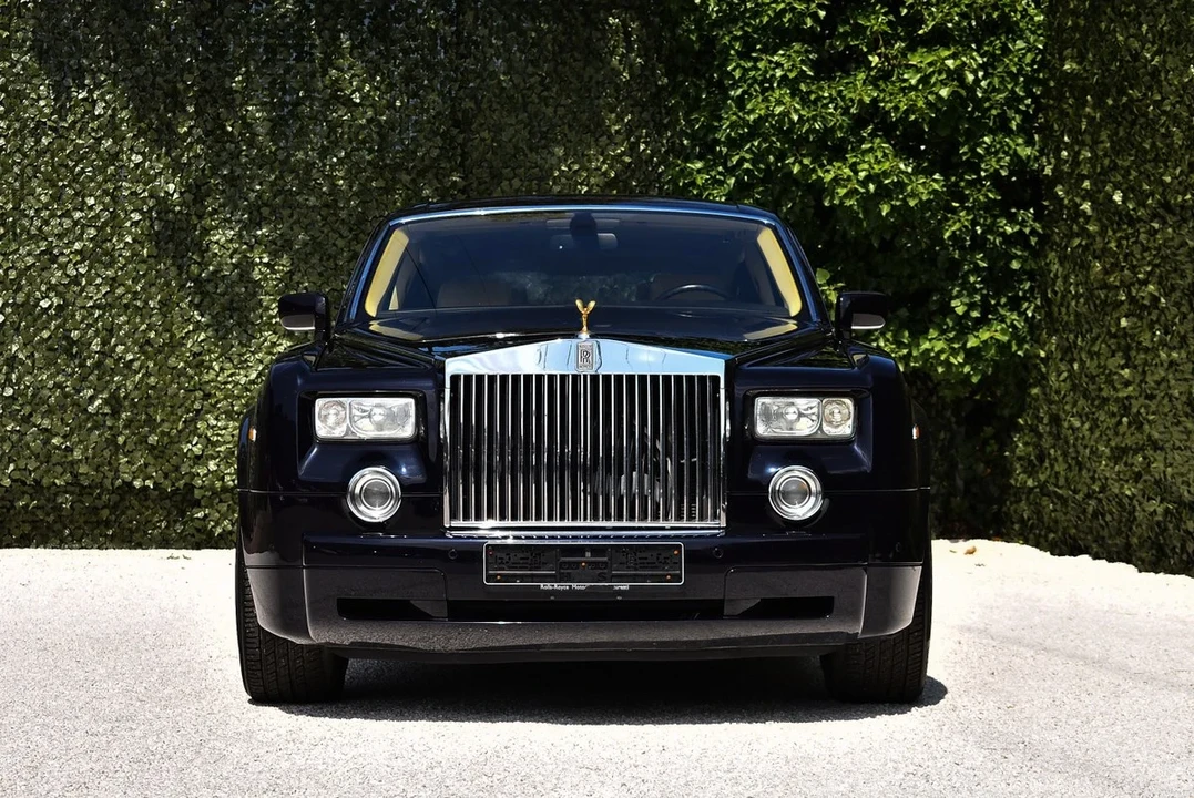 2004 Rolls-Royce Phantom VII - Image 3 of 31