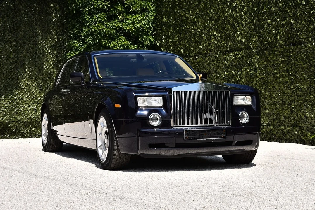 2004 Rolls-Royce Phantom VII - Image 5 of 31