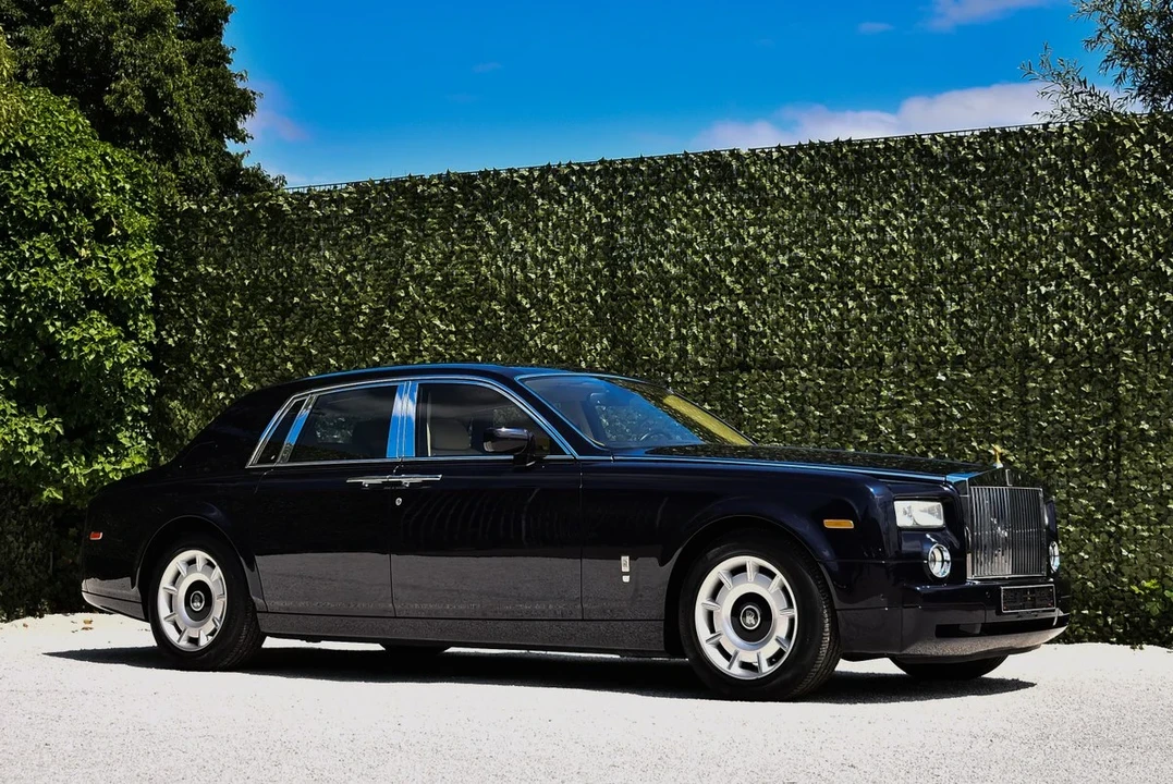2004 Rolls-Royce Phantom VII - Image 7 of 31