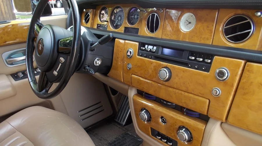 2004 Rolls-Royce Phantom VII - Image 8 of 12