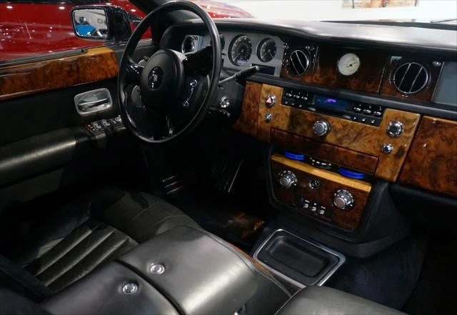 2004 Rolls-Royce Phantom VII - Image 18 of 21