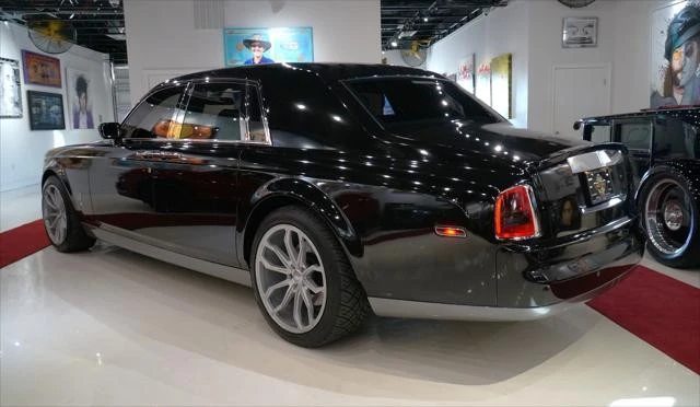 2004 Rolls-Royce Phantom VII - Image 5 of 21