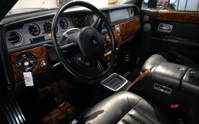 2004 Rolls-Royce Phantom VII - Image 16 of 21