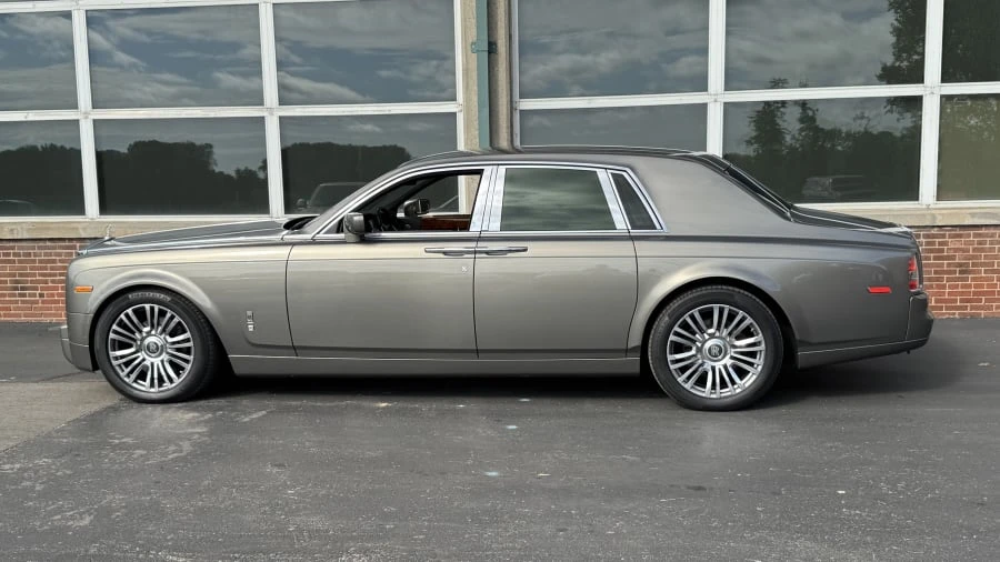 2004 Rolls-Royce Phantom VII - Image 2 of 15