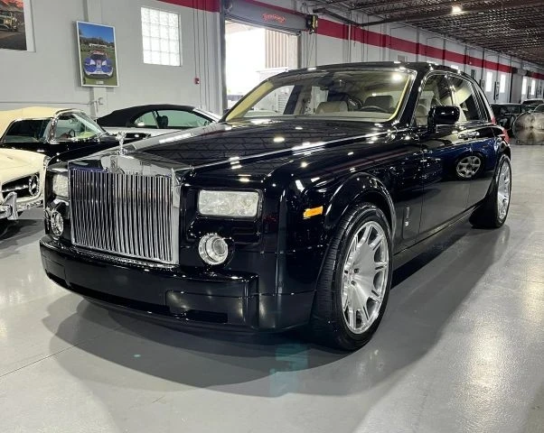 2004 Rolls-Royce Phantom VII - Image 2 of 21