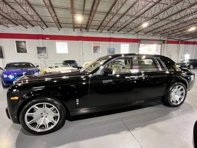 2004 Rolls-Royce Phantom VII - Image 8 of 21