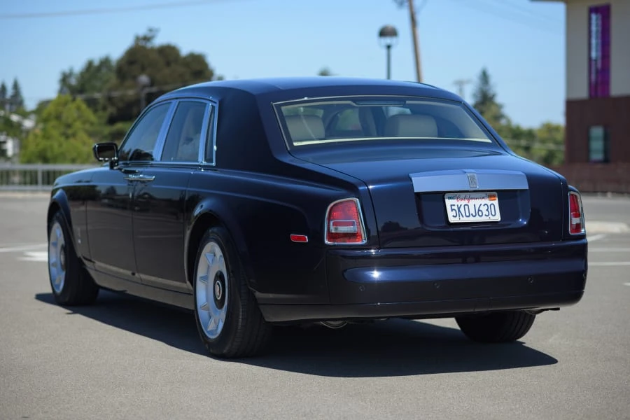 2004 Rolls-Royce Phantom VII - Image 11 of 31