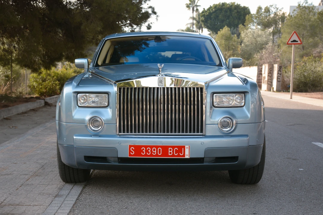 2004 Rolls-Royce Phantom VII - Image 3 of 31