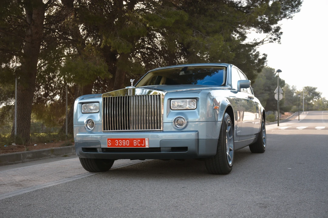 2004 Rolls-Royce Phantom VII - Image 18 of 31