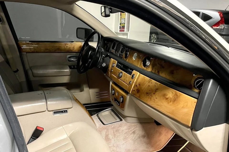 2004 Rolls-Royce Phantom VII - Image 4 of 8