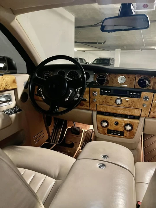 2004 Rolls-Royce Phantom VII - Image 6 of 8