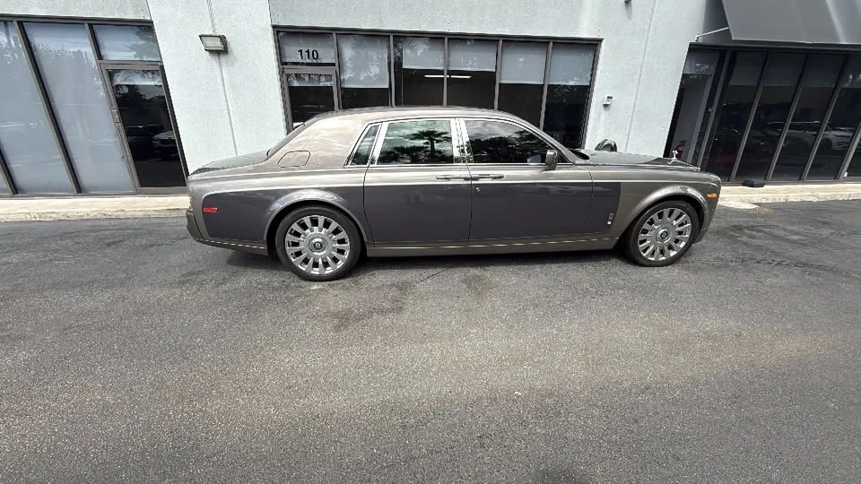 2004 Rolls-Royce Phantom VII - Image 8 of 12