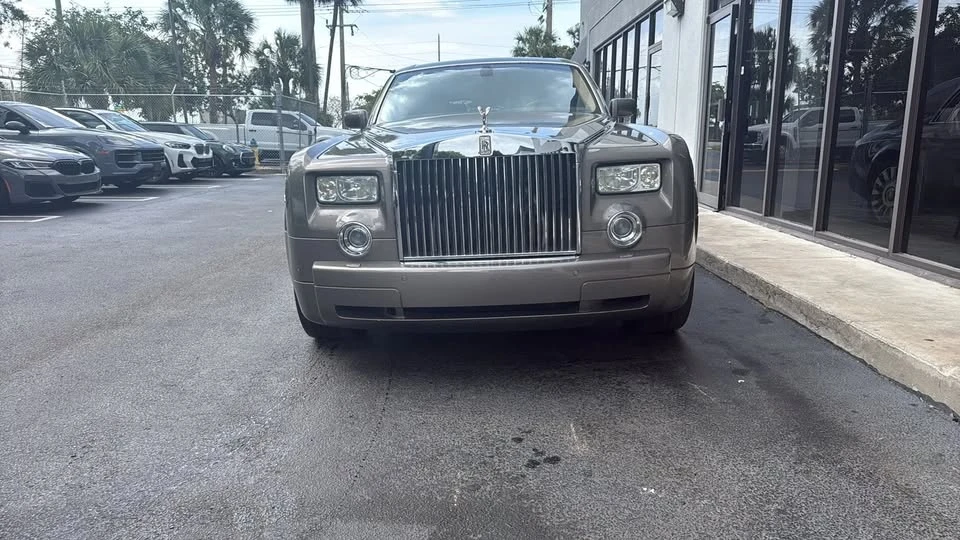 2004 Rolls-Royce Phantom VII - Image 2 of 12