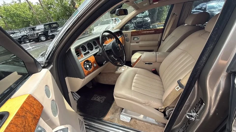 2004 Rolls-Royce Phantom VII - Image 11 of 12