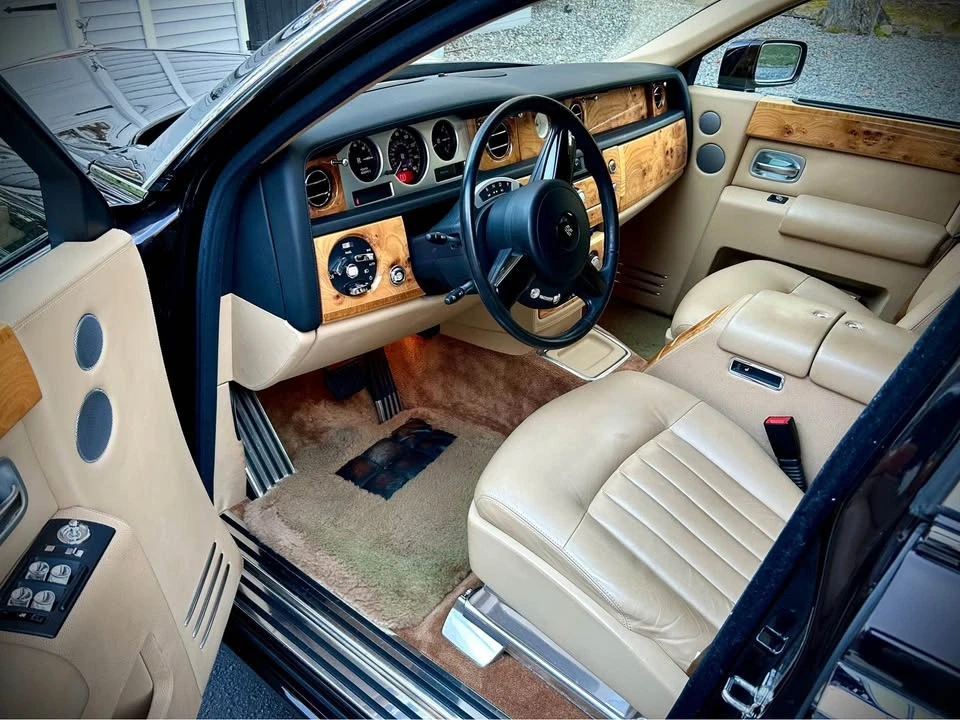 2004 Rolls-Royce Phantom VII - Image 6 of 15