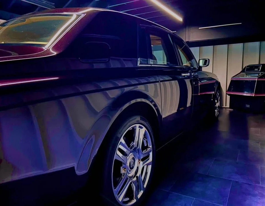 2004 Rolls-Royce Phantom VII - Image 12 of 15