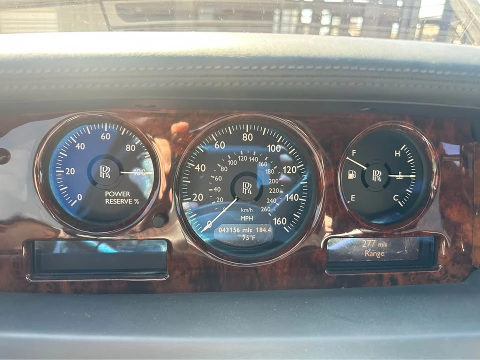 2004 Rolls-Royce Phantom VII - Image 2 of 10