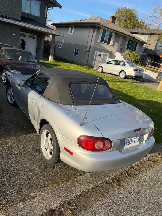 2004 Mazda NB MX-5 Miata - Image 4 of 8