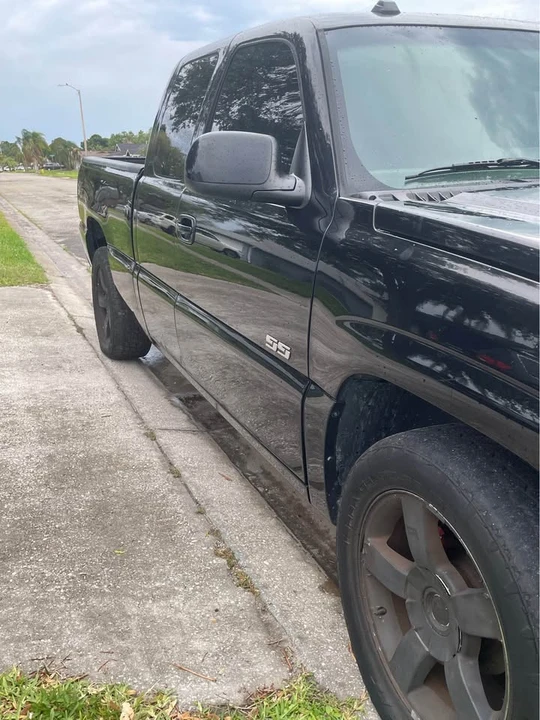 2004 Chevrolet Silverado 1st Gen - Image 3 of 10