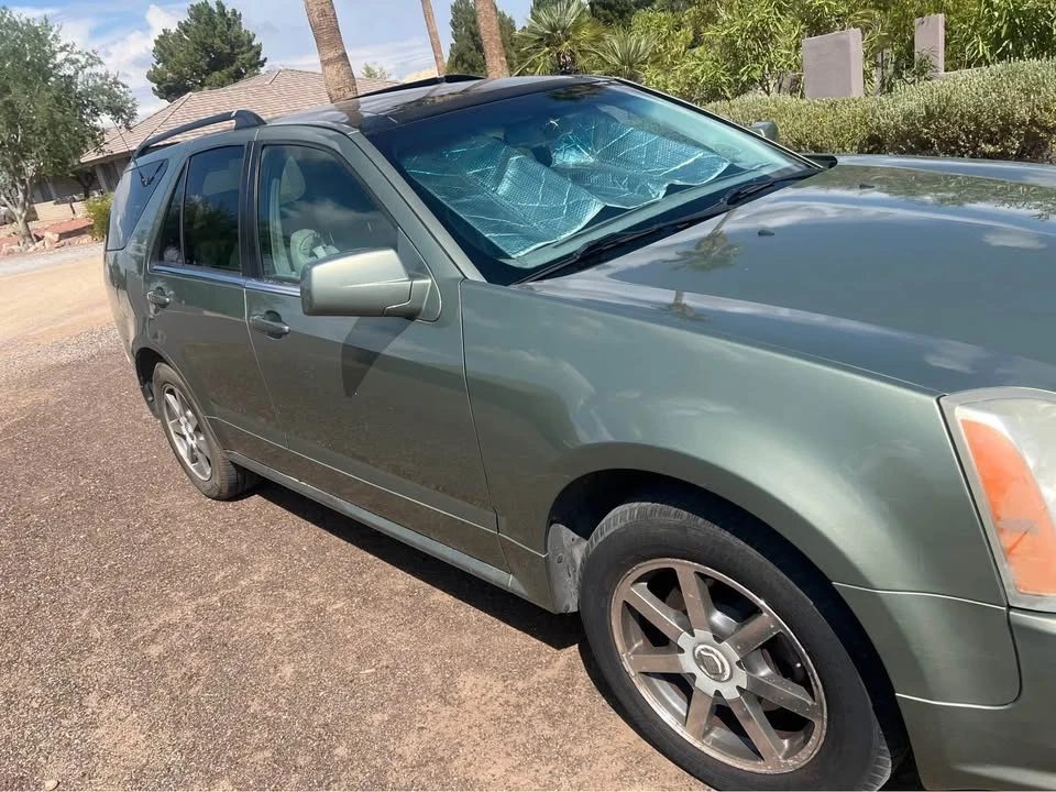 2004 Cadillac SRX - Image 2 of 6