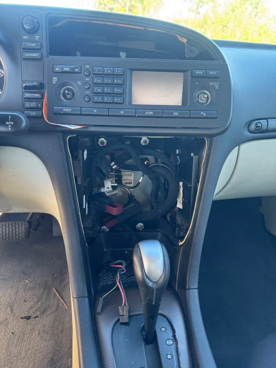 2004 Saab 9-3 2nd Gen - Image 11 of 20