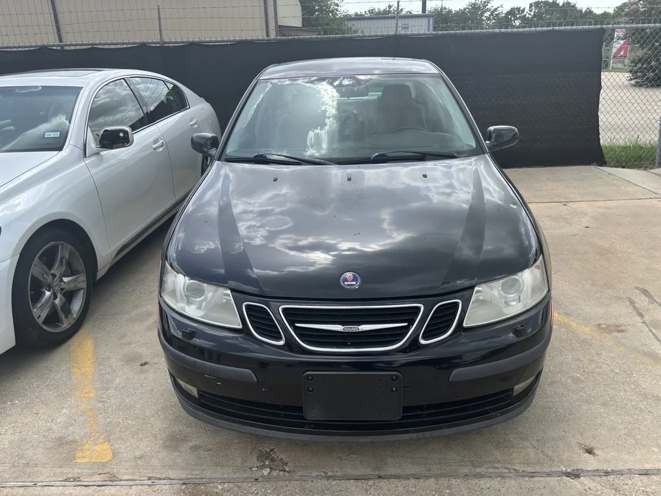 2004 Saab 9-3 2nd Gen - Image 2 of 5