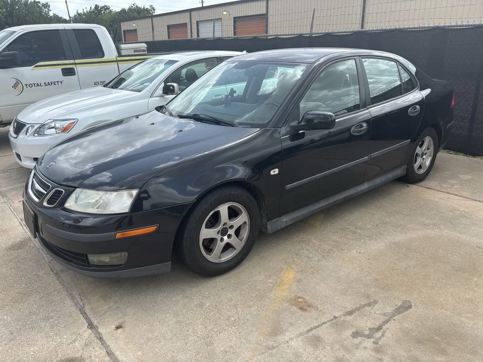 2004 Saab 9-3 2nd Gen - Image 3 of 5