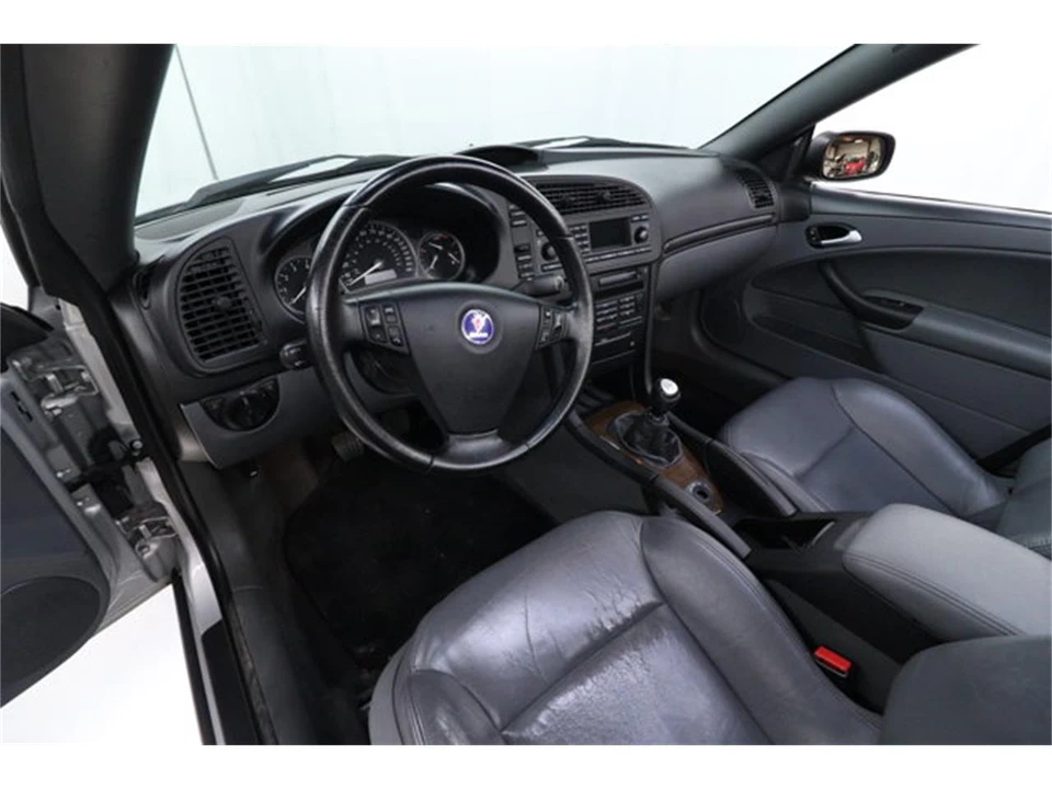 2004 Saab 9-3 2nd Gen - Image 15 of 31