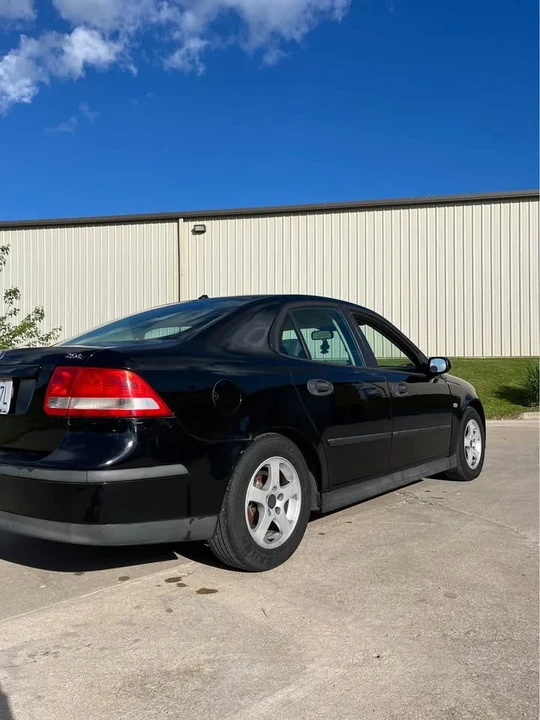 2004 Saab 9-3 2nd Gen - Image 2 of 8