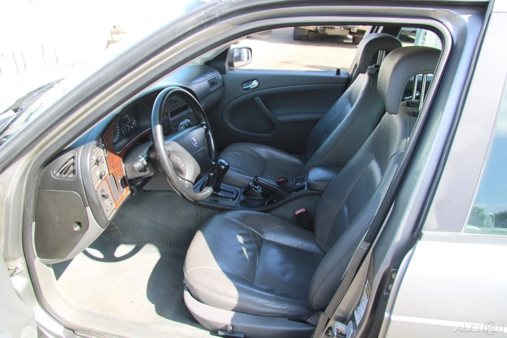 2004 Saab 9-5 1st Gen - Image 15 of 24