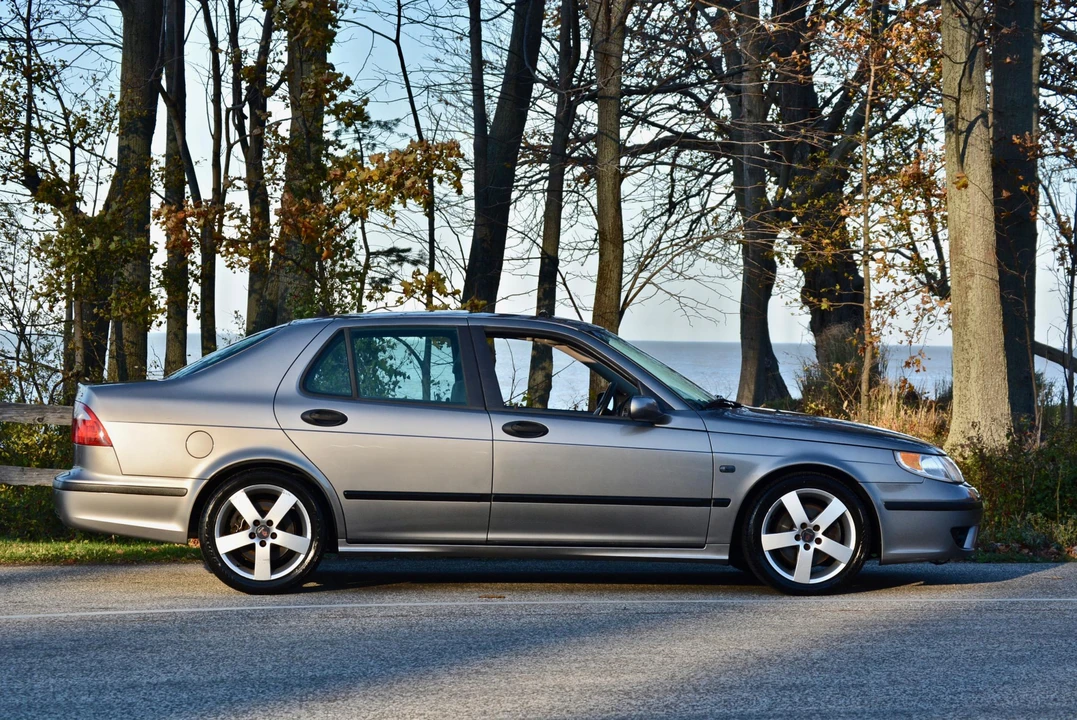2004 Saab 9-5 1st Gen - Image 9 of 31