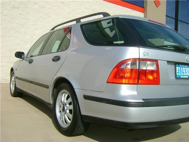 2004 Saab 9-5 1st Gen - Image 5 of 12