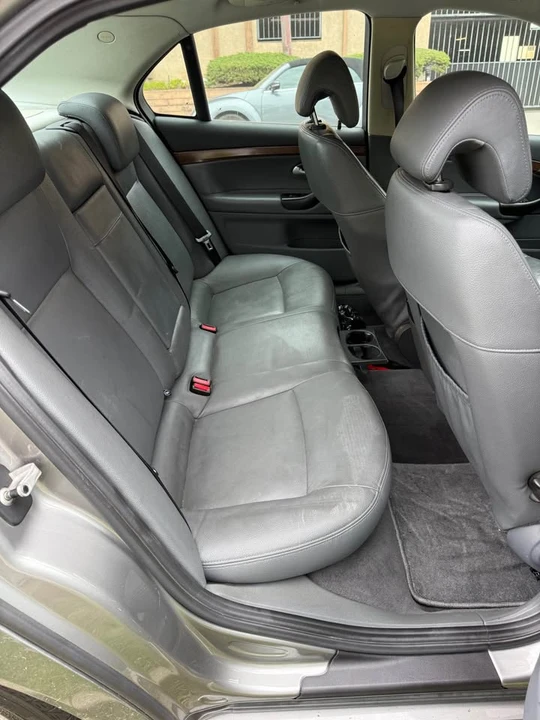 2004 Saab - Image 6 of 6