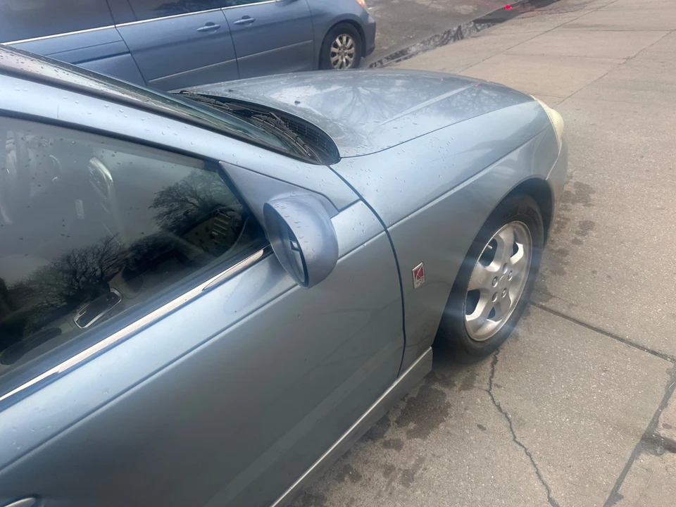 2004 Saturn - Image 17 of 21